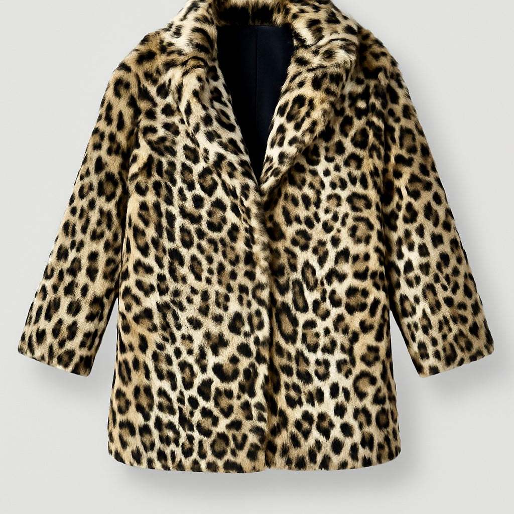 Faux fur leopard print jacket with side pockets and soft plush acrylic fabric in one size UK 10-16